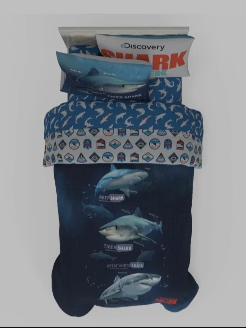 NEW Discovery Shark Week Twin Bed Set 4 Pc Comforter Sheets Reversible Douglas